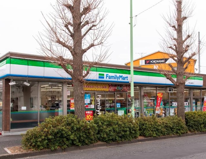 ファミリーマート町田山崎町店