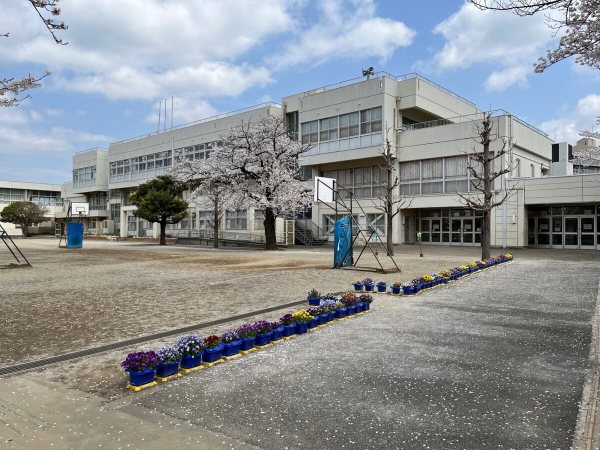 七国山小学校