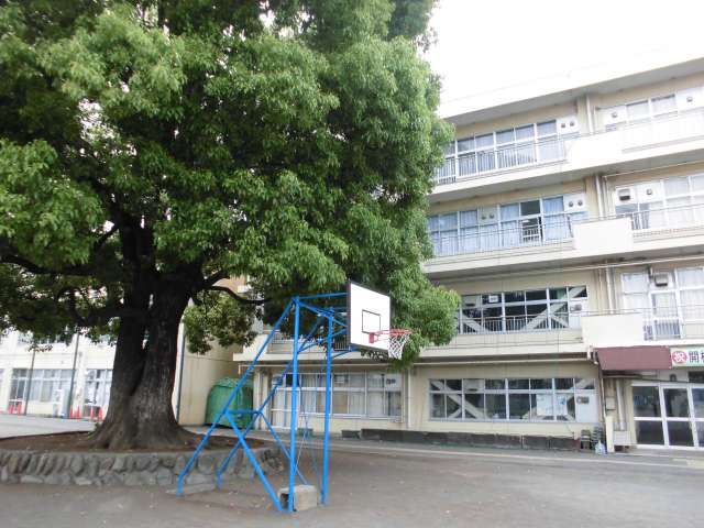 忠生小学校