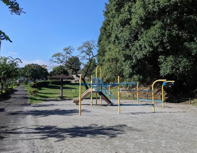 鶴川台緑の里公園