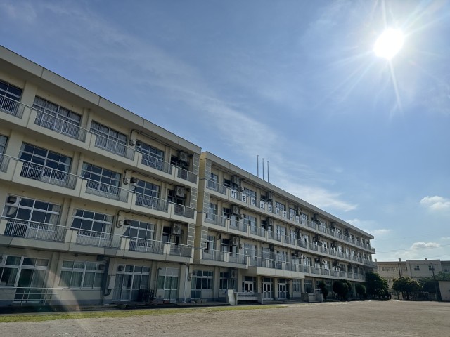 成瀬台中学校